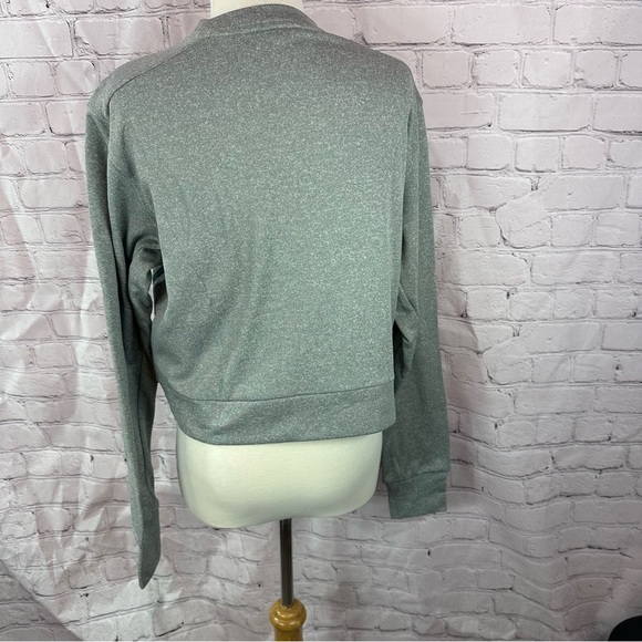NWT Adidas Women's fleece Crew Neck cropped sweatshirt sz S - Picture 3 of 9
